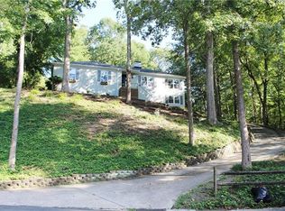 3624 School House Ln, Charlotte, NC 28226