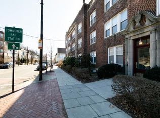 300 Washington Ave APT 2, Chelsea, MA 02150