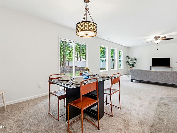 5th image of 51 Mary Elizabeth Drive