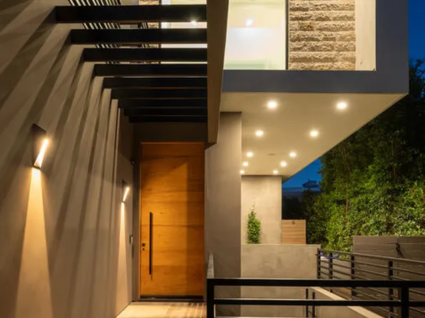 8356 W 4th St, Los Angeles, CA 90048