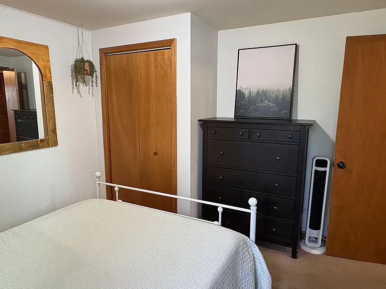 90 Deerfoot Ave — Photo 18
