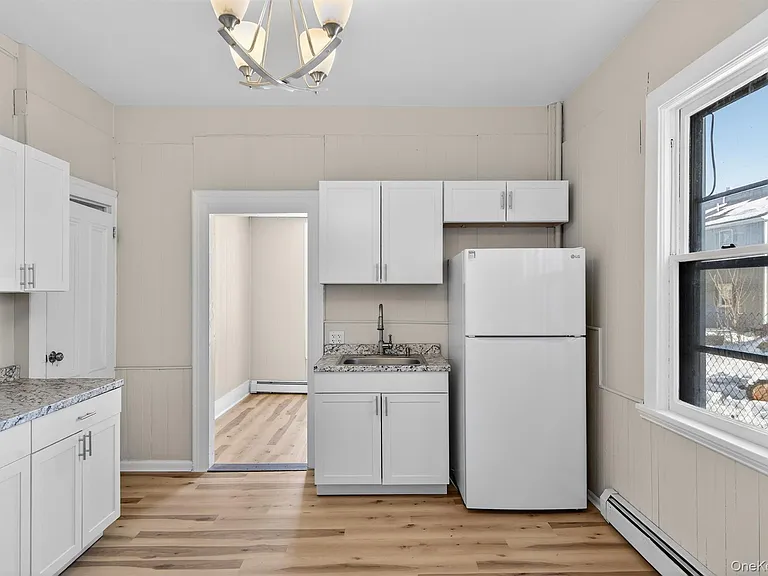 82 Jersey Ave — Photo 20