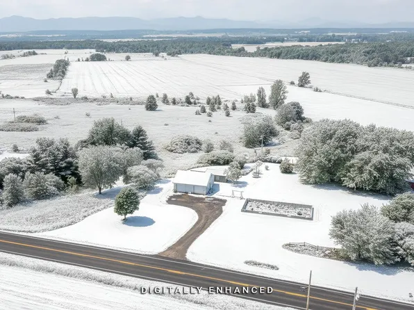 874 VT Rte 22A, Panton, VT 05491