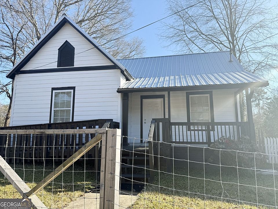 2nd image of 920 Greenville St