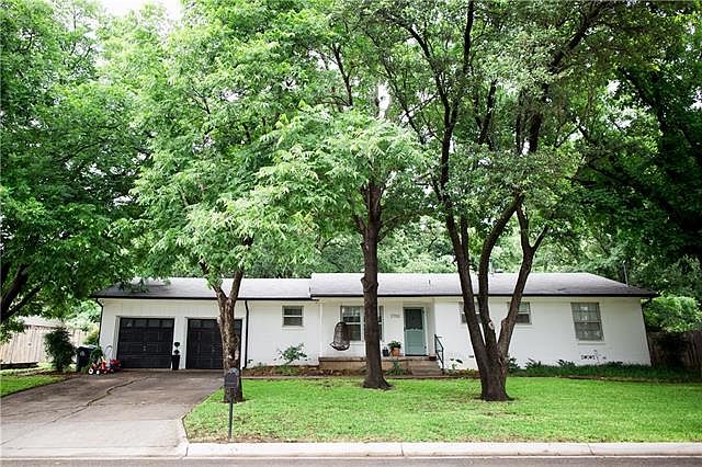 1st image of 2702 Rockwood Ln