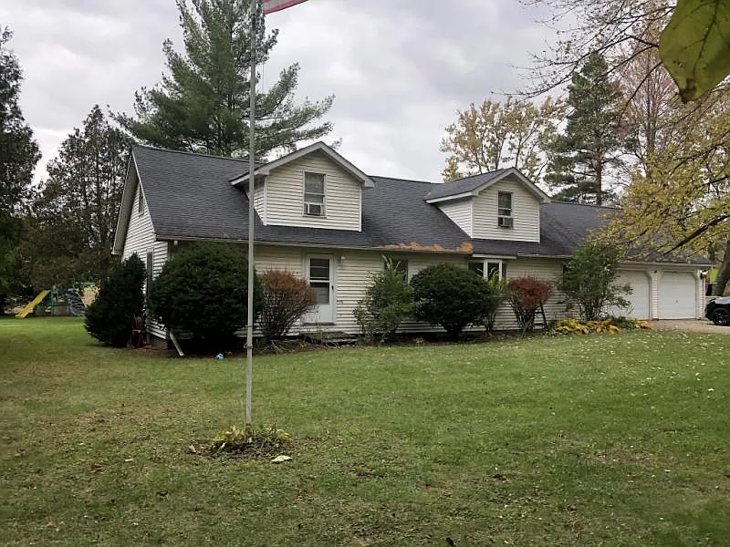 9361 Lake Pleasant Rd photo 1
