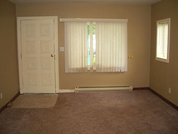 4th image of 101 N 1st Ave