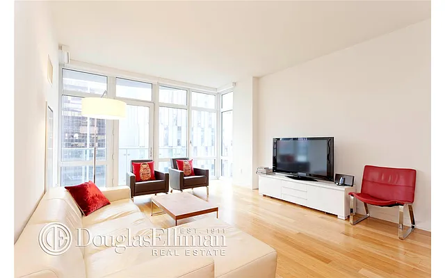 Rented by Douglas Elliman | media 5