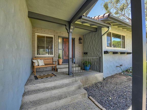 5th image of 930 King George Way