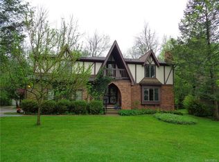 4030 E River Rd, Grand Island, NY 14072