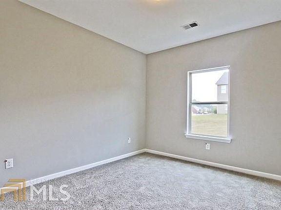 5th image of 127 Babbling Brook Dr