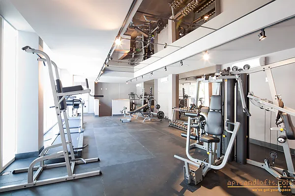 Sold by aptsandlofts.com | media 26