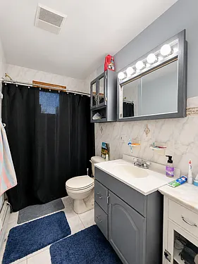 18 Mansfield St #2 — Photo 13