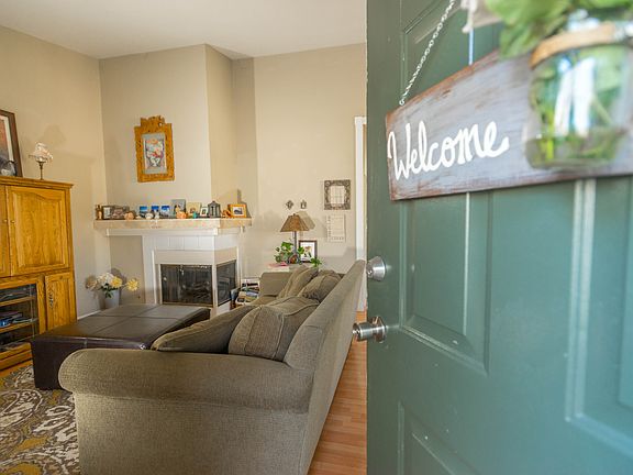 Entrance to living area