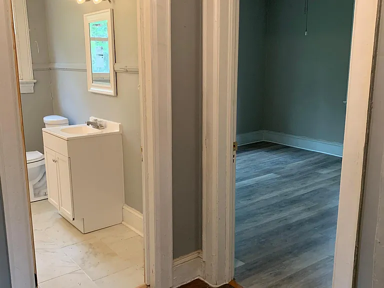 407 N Kornegay St — Photo 2