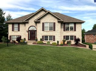 4422 Country View Dr, Floyds Knobs, IN 47119