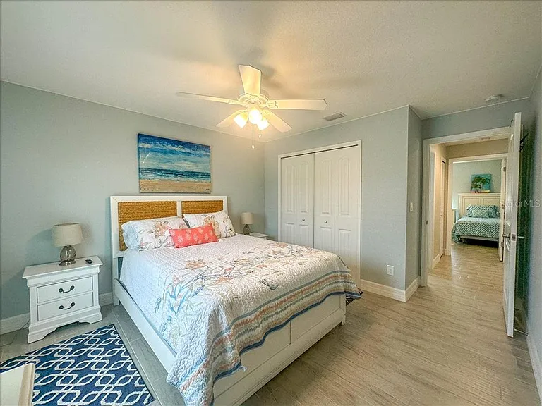 11707 Willmington Blvd — Photo 27