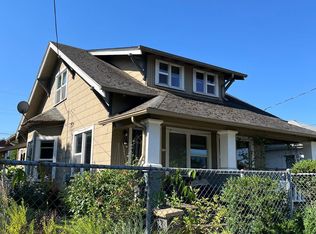 Charming Attic Apartment, Portland, OR 97211