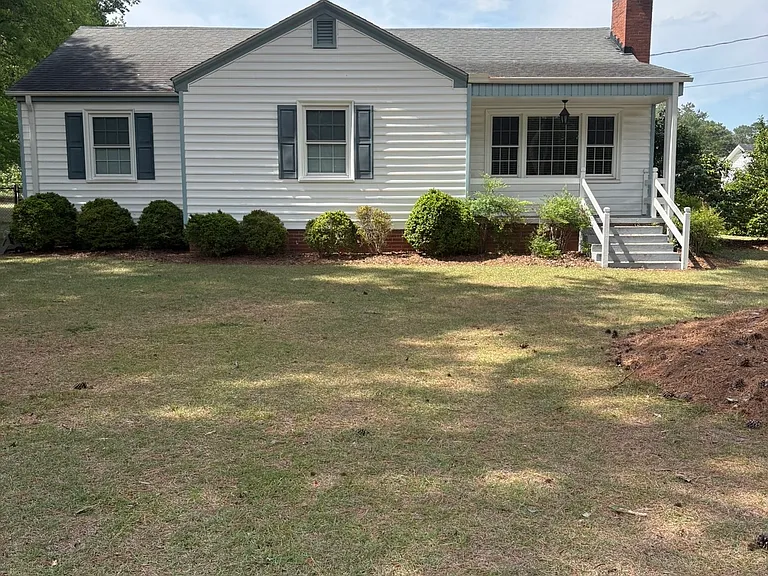 1712 Bethlehem Rd — Photo 2