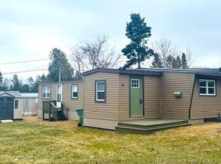 35 Kellys Dr, Fredericton, NB E3B7R1