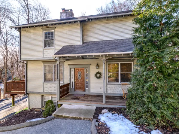 7 Blue Mountain Ridge #7, Norwalk, CT 06851