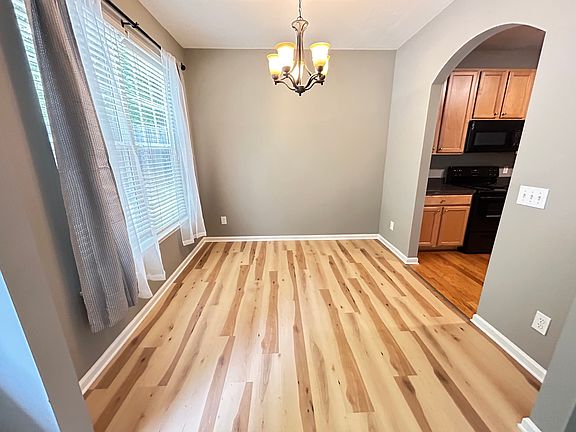 4th image of 212 Oconee Way