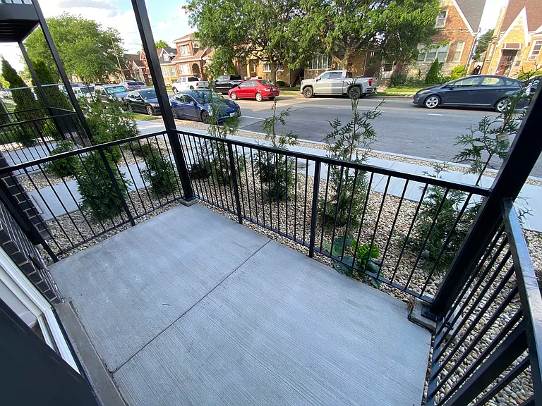 4418 N Austin Ave #101 — Photo 39