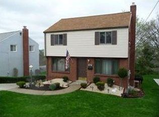 1232 Raven Dr, Pittsburgh, PA 15243