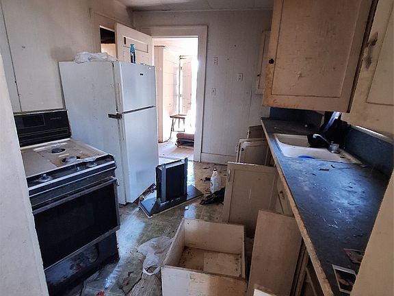 5th image of 1118 N Alabama Ave