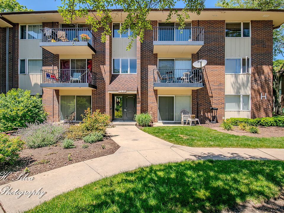 1st image of 5S070 Pebblewood Ln APT H7