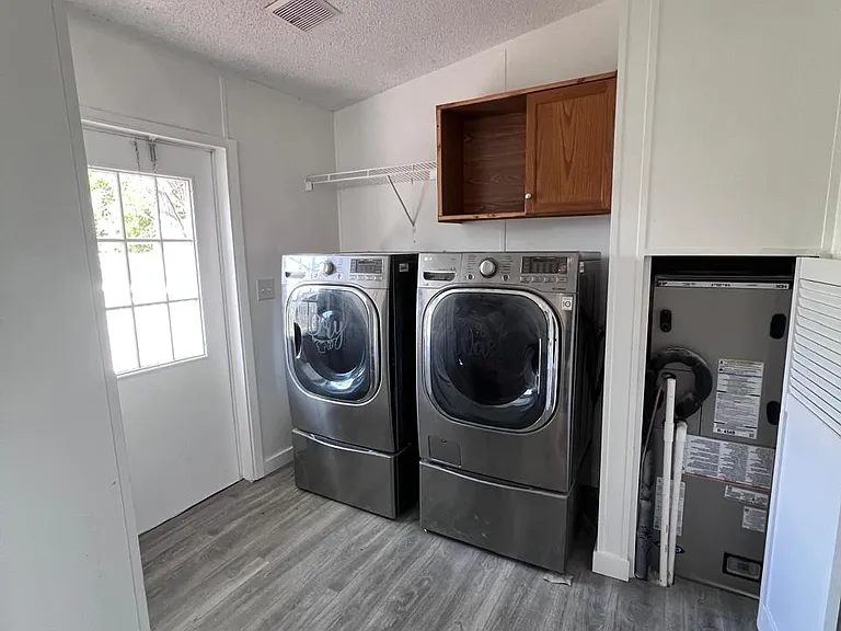 905 Edgar Ct — Photo 19