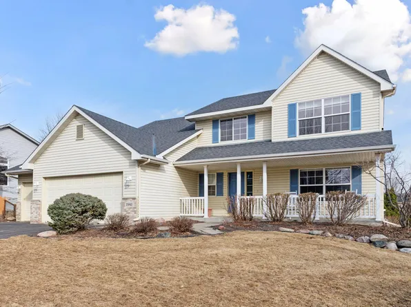 1941 Moccasin Dr, Waconia, MN 55387