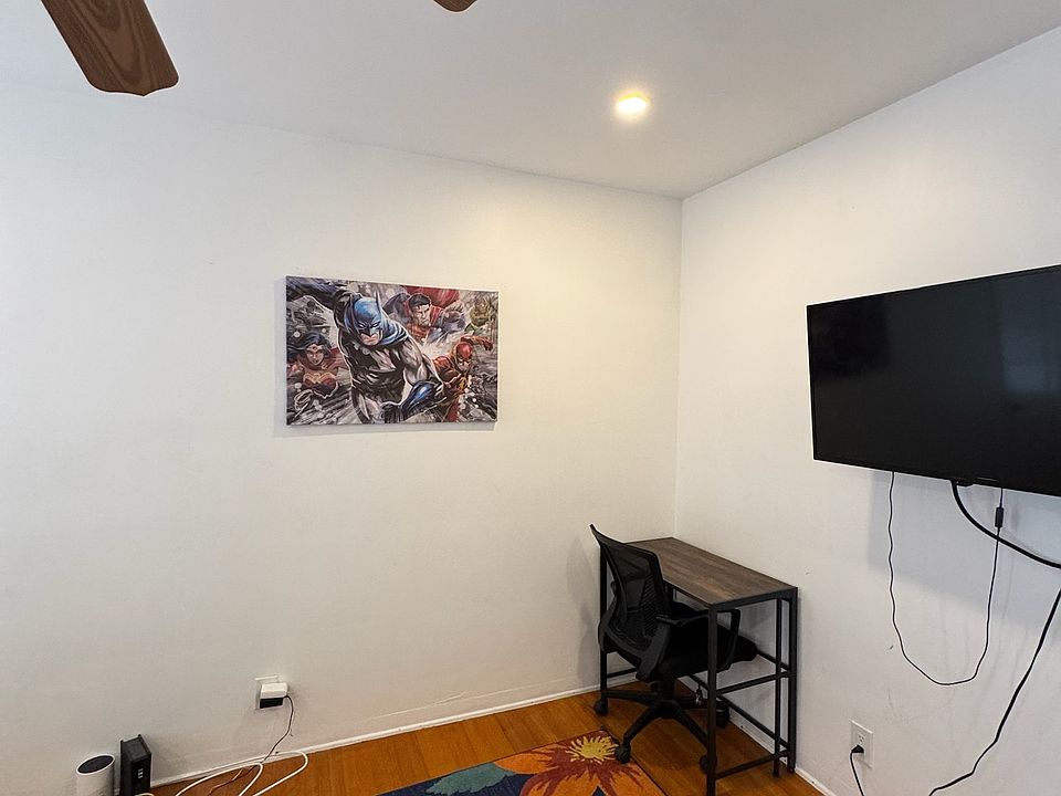 1st image of 2537 Magnolia Ave