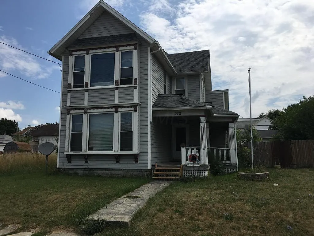 372 N State St photo 1
