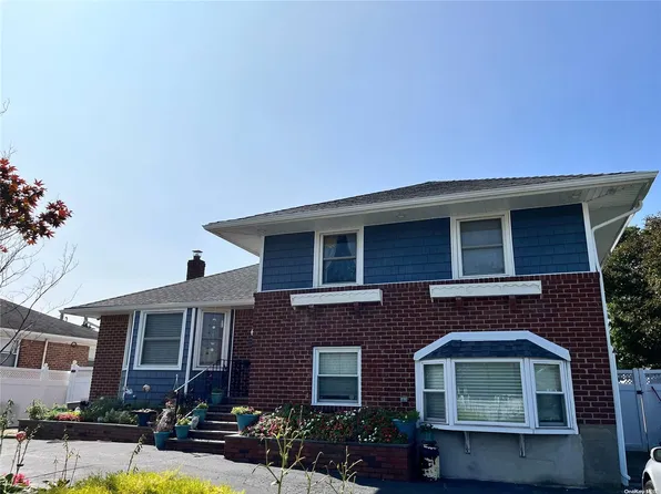 3968 Hahn Avenue, Bethpage, NY 11714