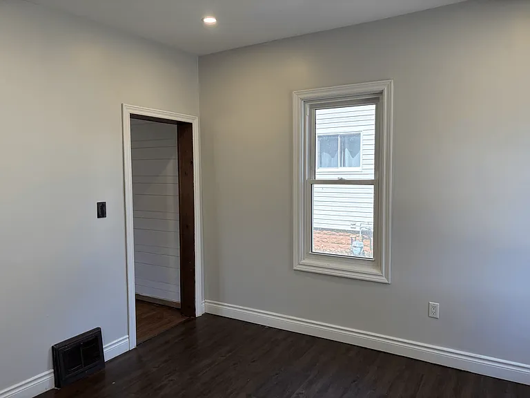 26 Shotwell St — Photo 10