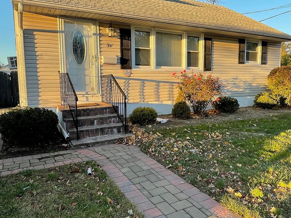 1st image of 94 Nevada St