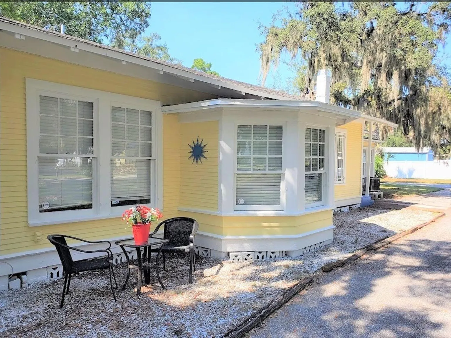 6509 Grand Blvd — Photo 2