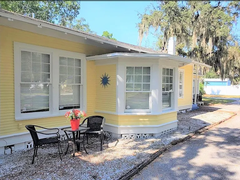 6509 Grand Blvd — Photo 2