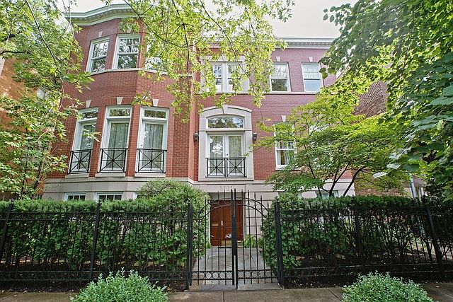 1st image of 1111 W Drummond Pl