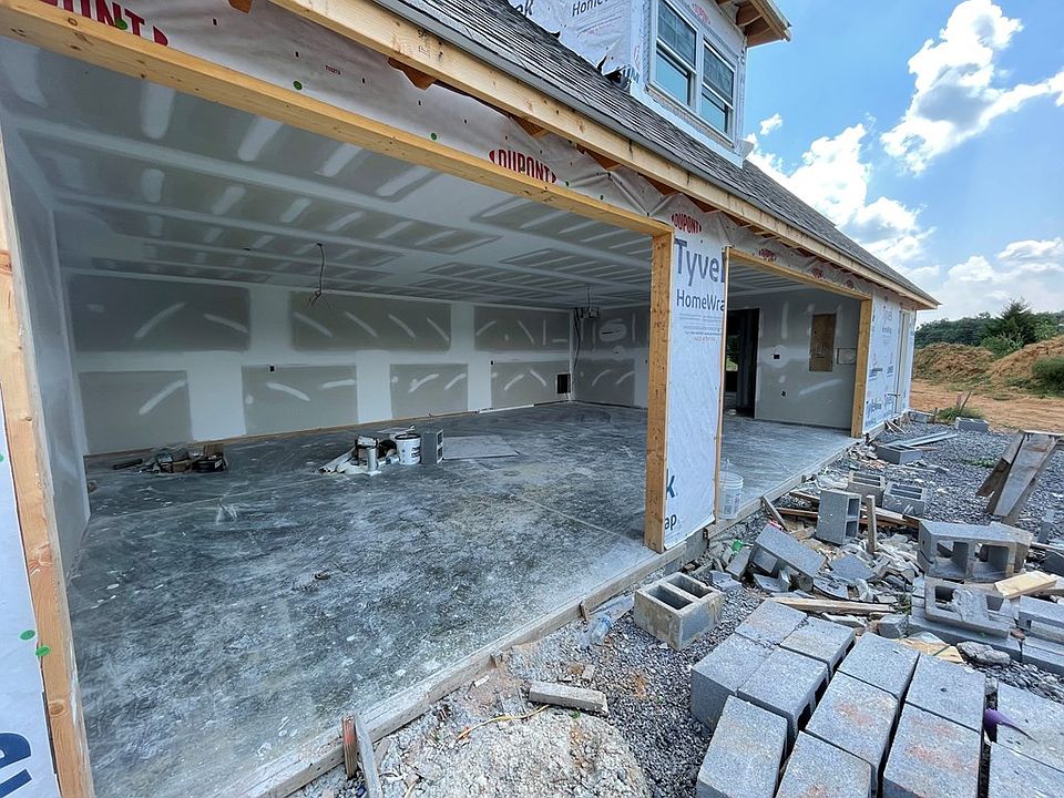 2nd image of 5184 Aspen Ave
