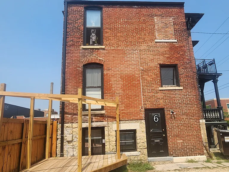 129 N 2nd St #6 — Photo 1