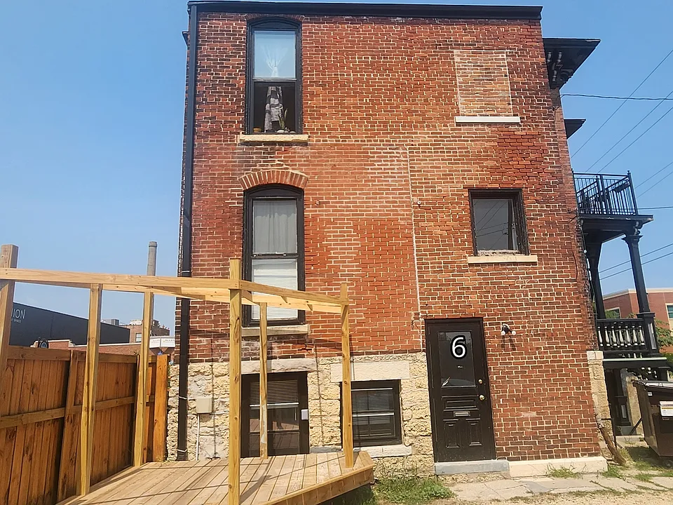 129 N 2nd St #6