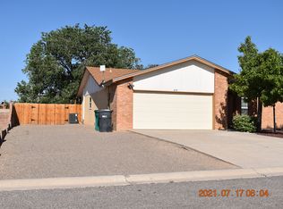 675 Littler Dr SE, Rio Rancho, NM 87124
