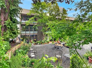 Park Lane, Seattle, WA 98112
