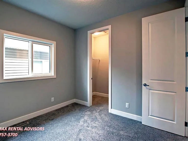 143 Lucas Ter NW #UPPER — Photo 18