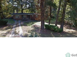 6828 Delta Dr, Riverdale, GA 30274