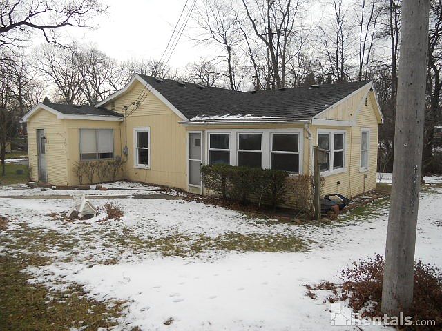 1st image of 3257 Coventry Dr