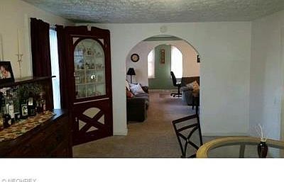 4th image of 157 N Avon Ave