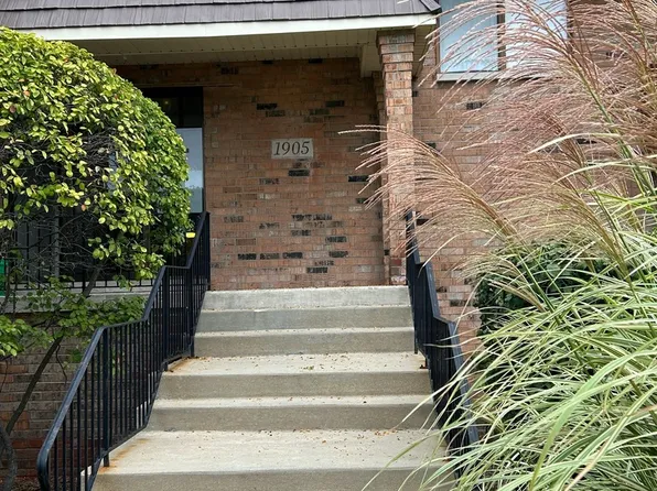 1905 Tall Oaks Dr Unit 1610, Aurora, IL 60505